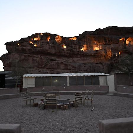 Bilal Luxury Camp Hotel Wadi Rum Bagian luar foto