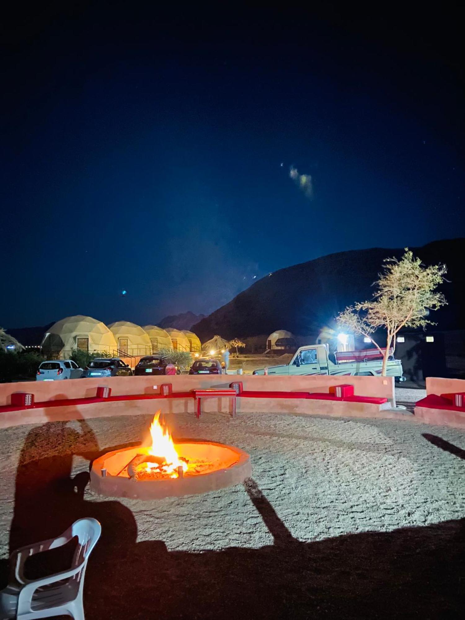 Bilal Luxury Camp Hotel Wadi Rum Bagian luar foto