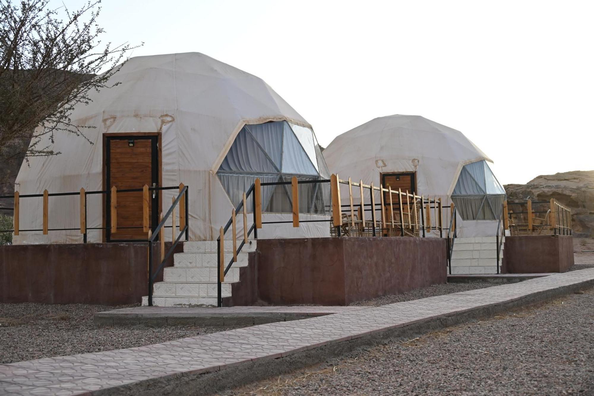 Bilal Luxury Camp Hotel Wadi Rum Bagian luar foto